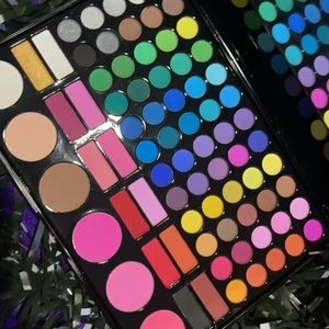 My brand pallet 76 colors called rainbow by VEL